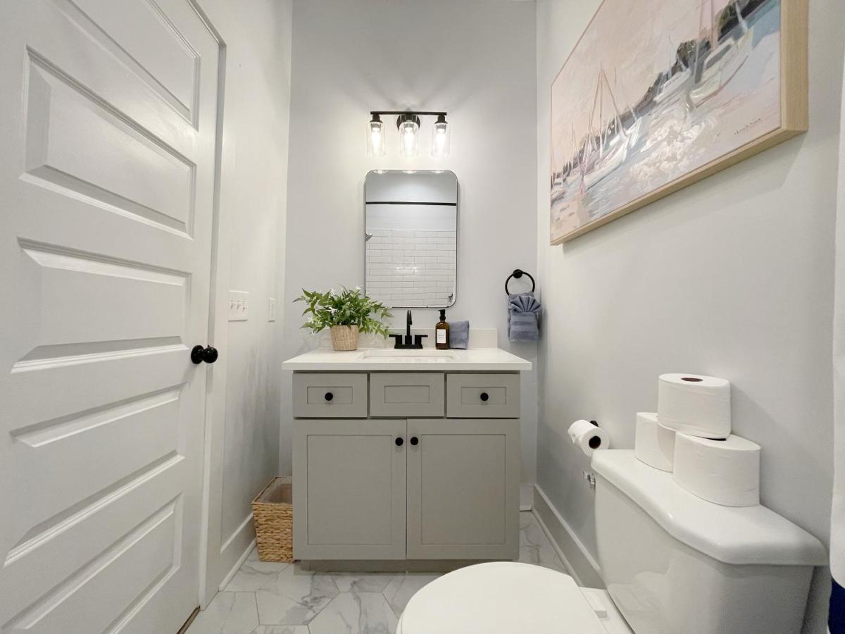 New! Stylish 1900S Renovated Duplex Apartment Building Near Forsyth & River St Savannah Bagian luar foto