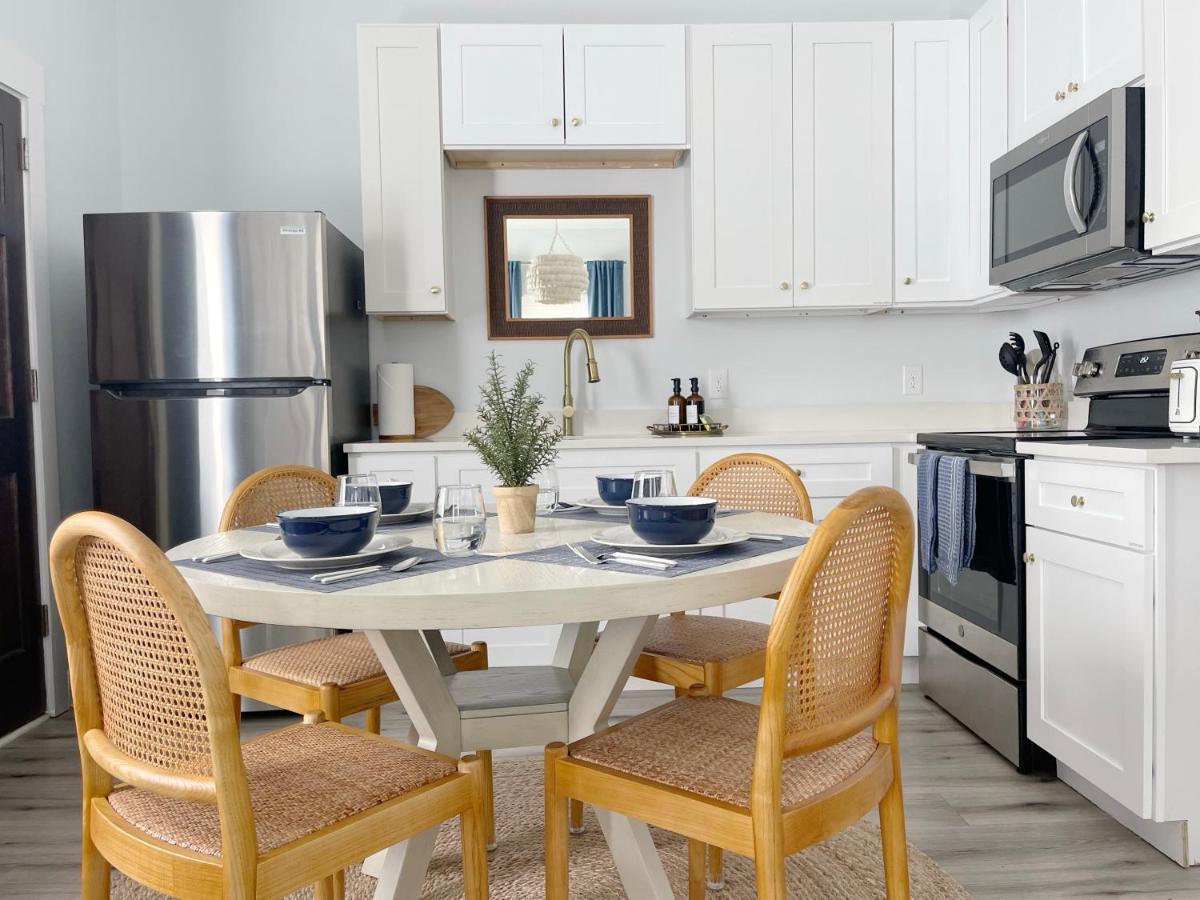 New! Stylish 1900S Renovated Duplex Apartment Building Near Forsyth & River St Savannah Bagian luar foto