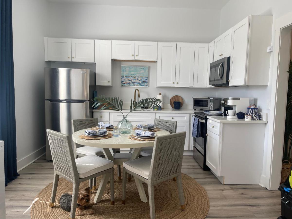 New! Stylish 1900S Renovated Duplex Apartment Building Near Forsyth & River St Savannah Bagian luar foto